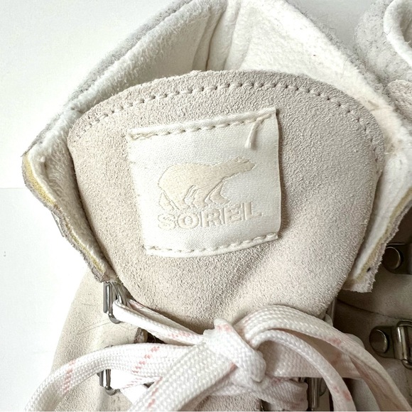 SOREL Women's Out N About III Conquest Hybrid Boots—SZ. 10 - Picture 6 of 17